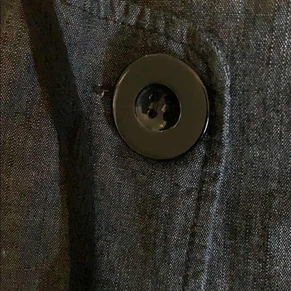 Ya Cropped Black Denim Jacket Size Large 🦋 3/$25 - Picture 3 of 6